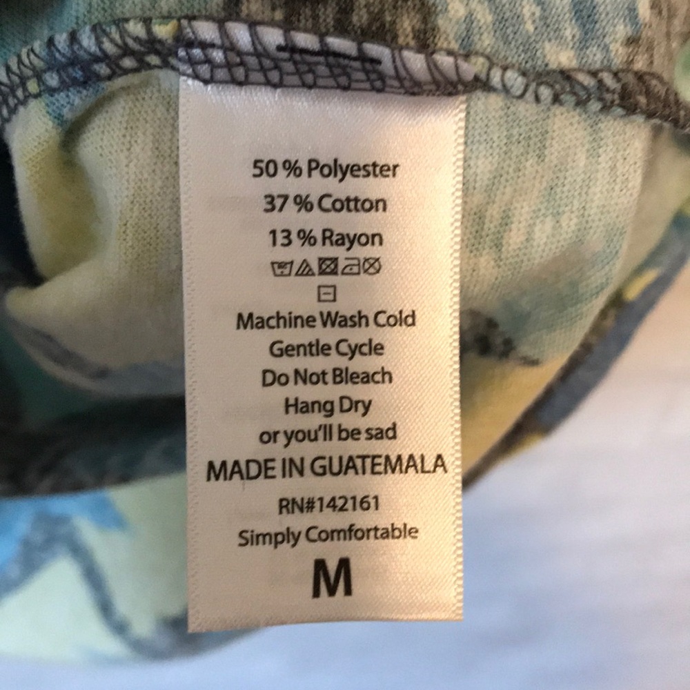 3/$25 LuLaRoe Randy Tee - Picture 4 of 5